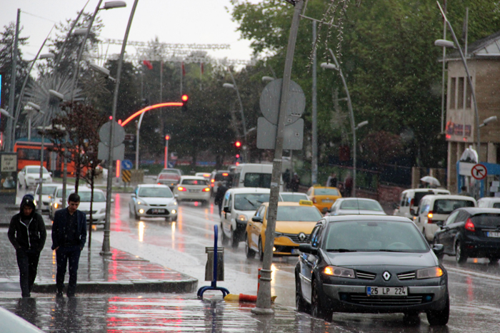 Erzurum’da Ramazan yağmuru