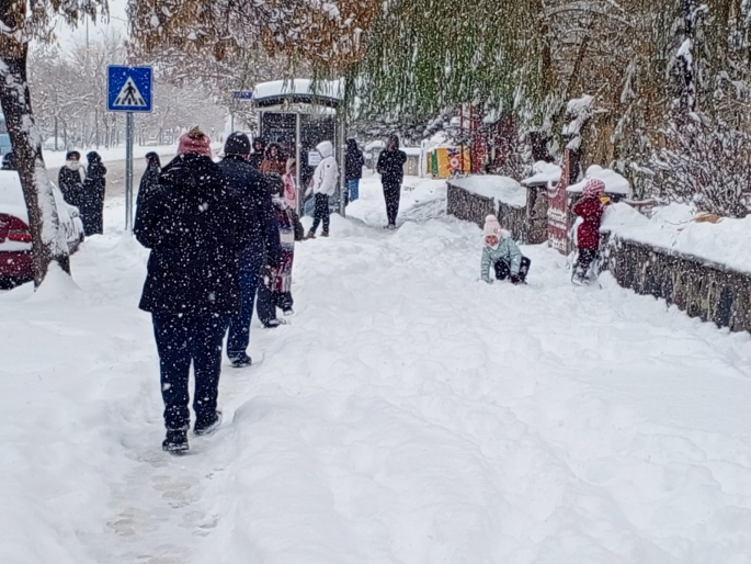 ERZURUM’UN KAR ESARETİ BAŞLADI