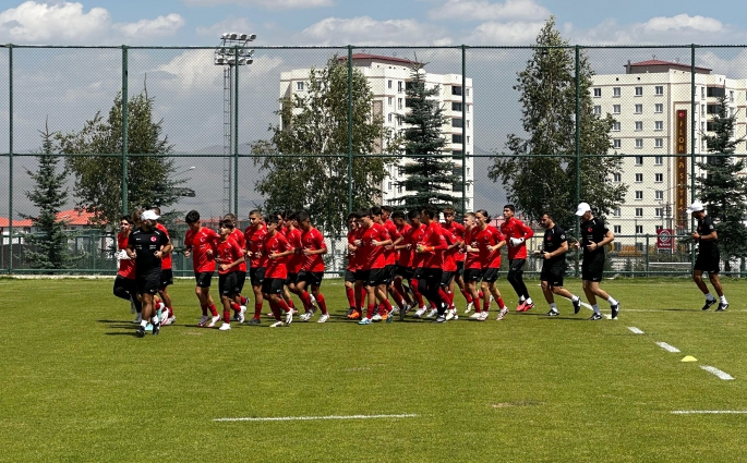 U15 MİLLÎ TAKIMIMIZIN HAZIRLIK KAMPI ERZURUM'DA BAŞLADI