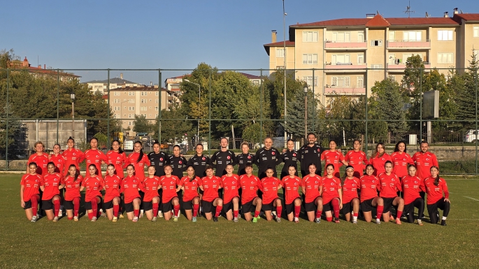 U19 KADIN MİLLİ TAKIMIN ERZURUM KAMPI BAŞLADI